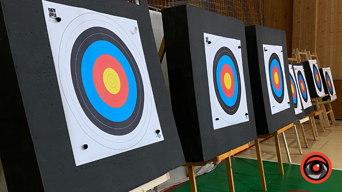 Від ветеранів до школярів: у Калуші пройшов відкритий турнір зі стрільби