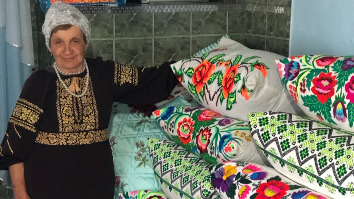 Вишивальниця з Петранки