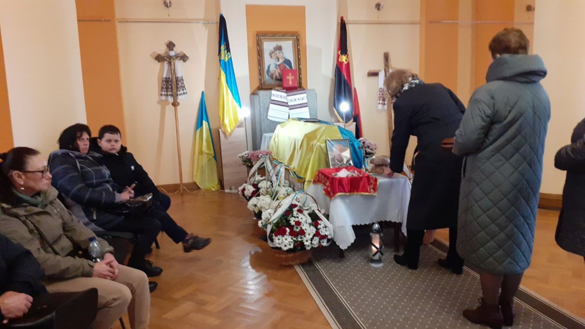 У Брошневі поховали Героя Олега Яковишина