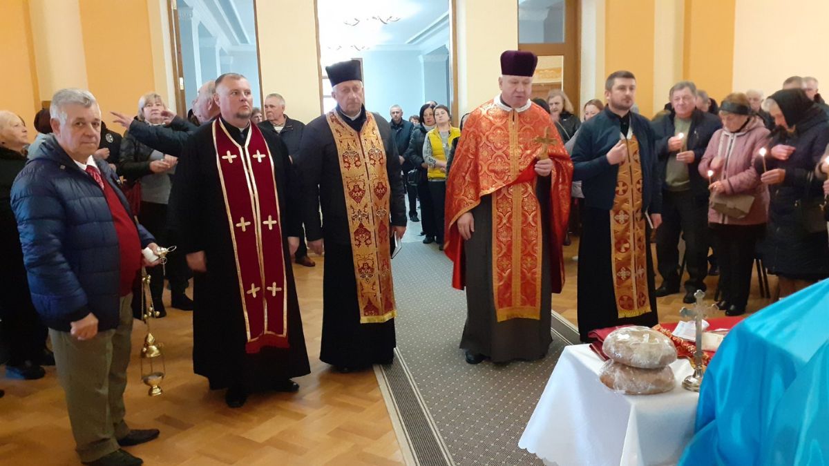 У Брошневі поховали Героя Олега Яковишина