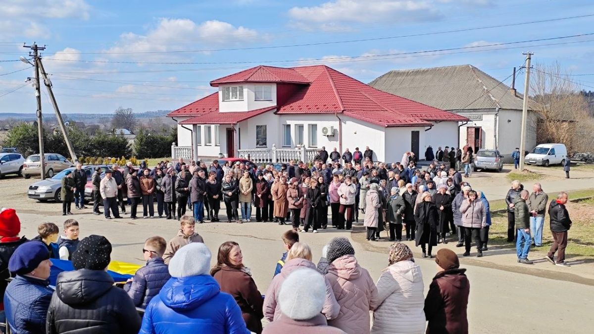Поховали захисника Ігоря Смикуліса