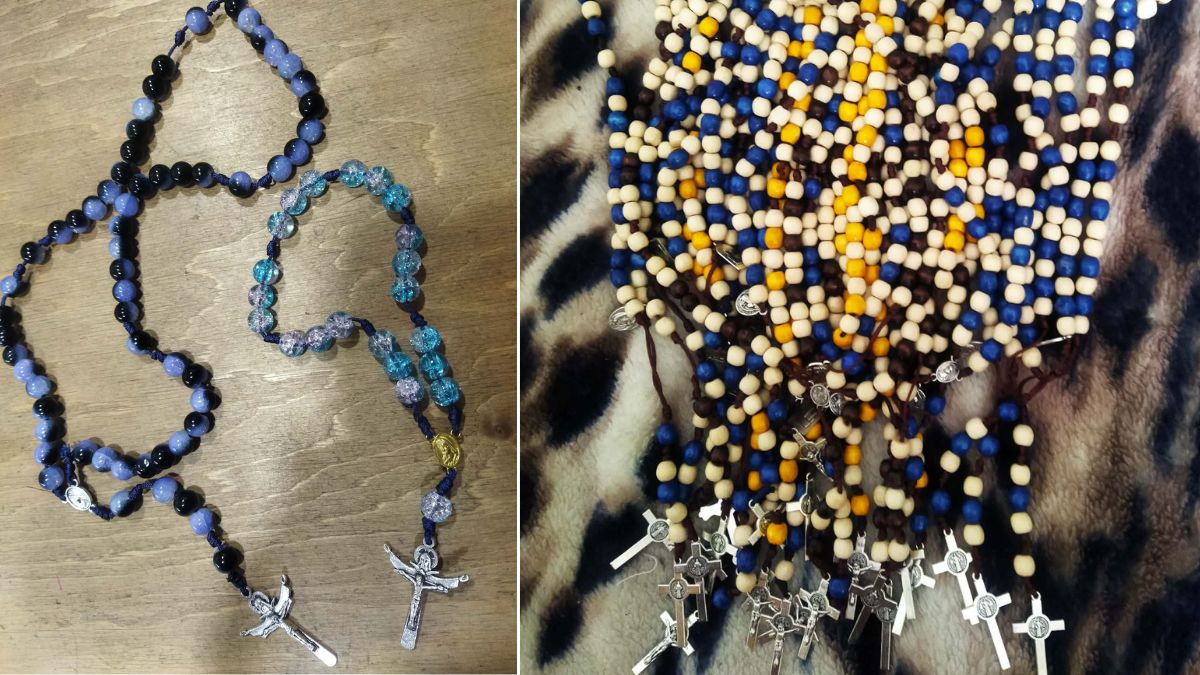 У Голині жінка плете вервиці