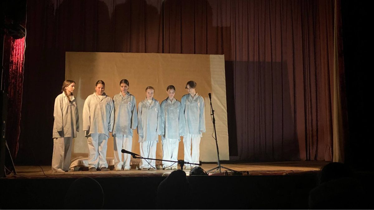 У Спасі вистава про українську жінку