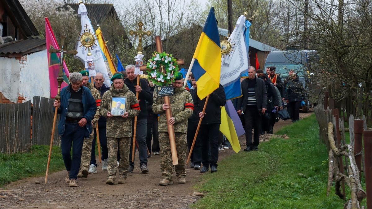 Похорон Героя Янківа В.Струтин