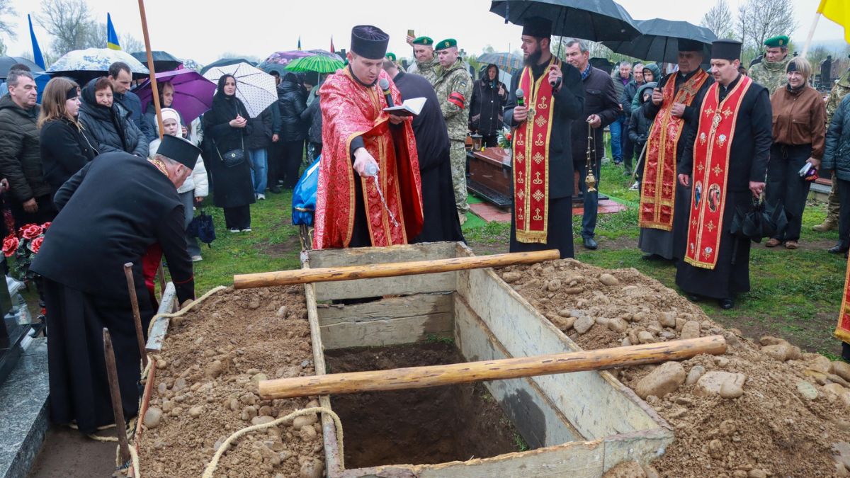 Похорон Героя Янківа В.Струтин