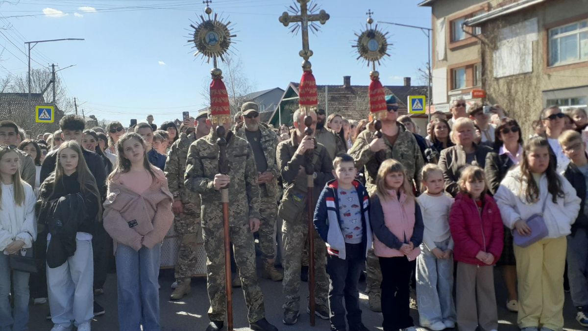 У Брошневі Хресна дорога