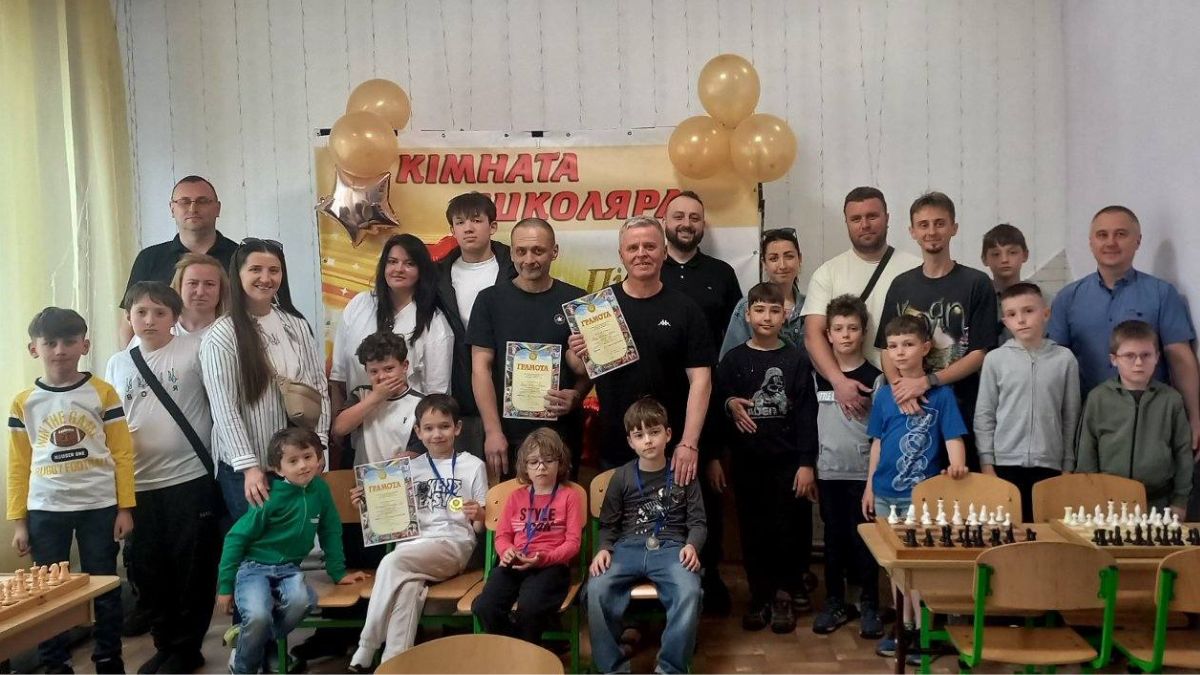 У Калуші до Дня сім'ї пройшов турнір із шахів