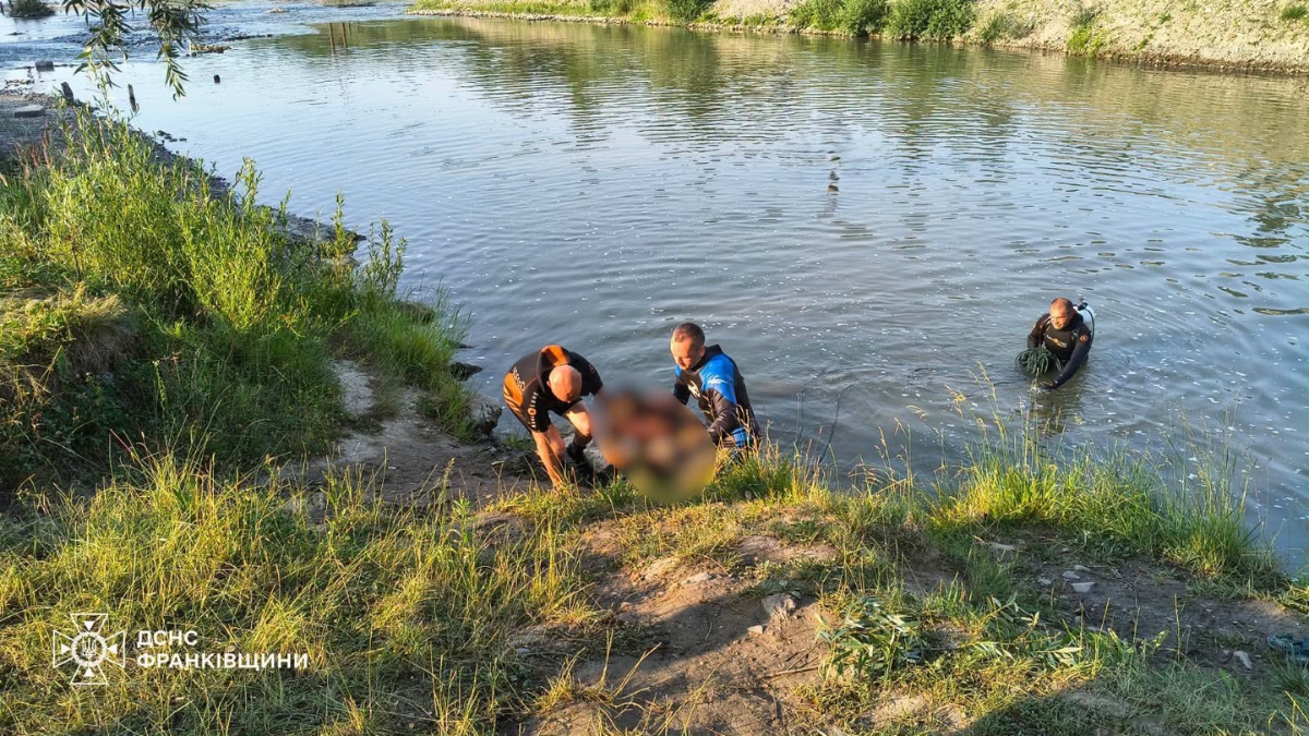 На Прикарпатті у річці Прут знайшли тіло юнака