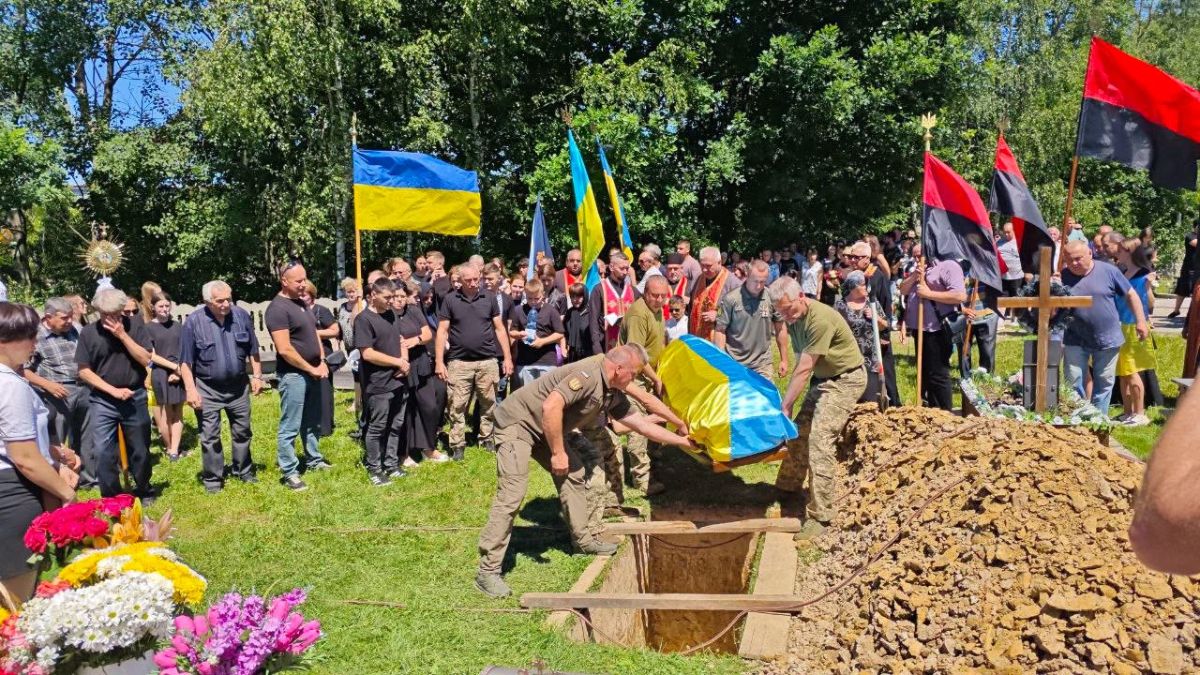Похорон Героя Олега Костюка