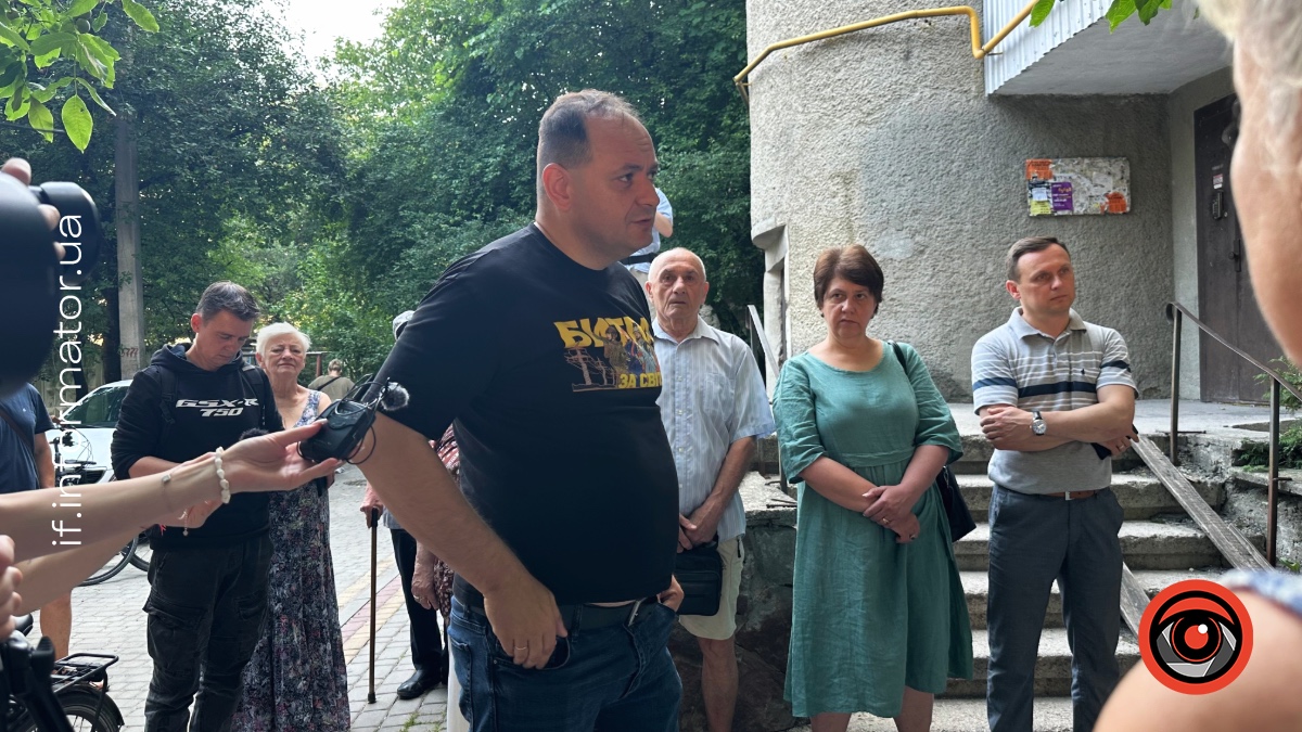 У Франківську пояснили затримку відновлення будинку на Коновальця після атаки дрона
