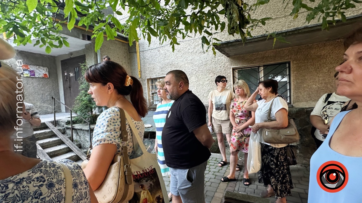 У Франківську пояснили затримку відновлення будинку на Коновальця після атаки дрона