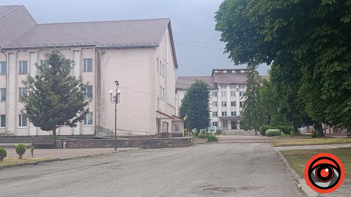 Головна площа Рожнятова Єдності