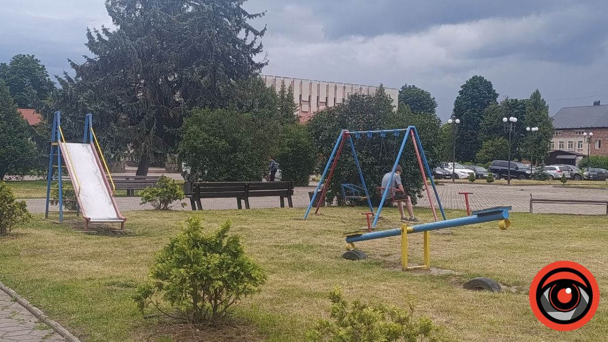 Головна площа Рожнятова Єдності