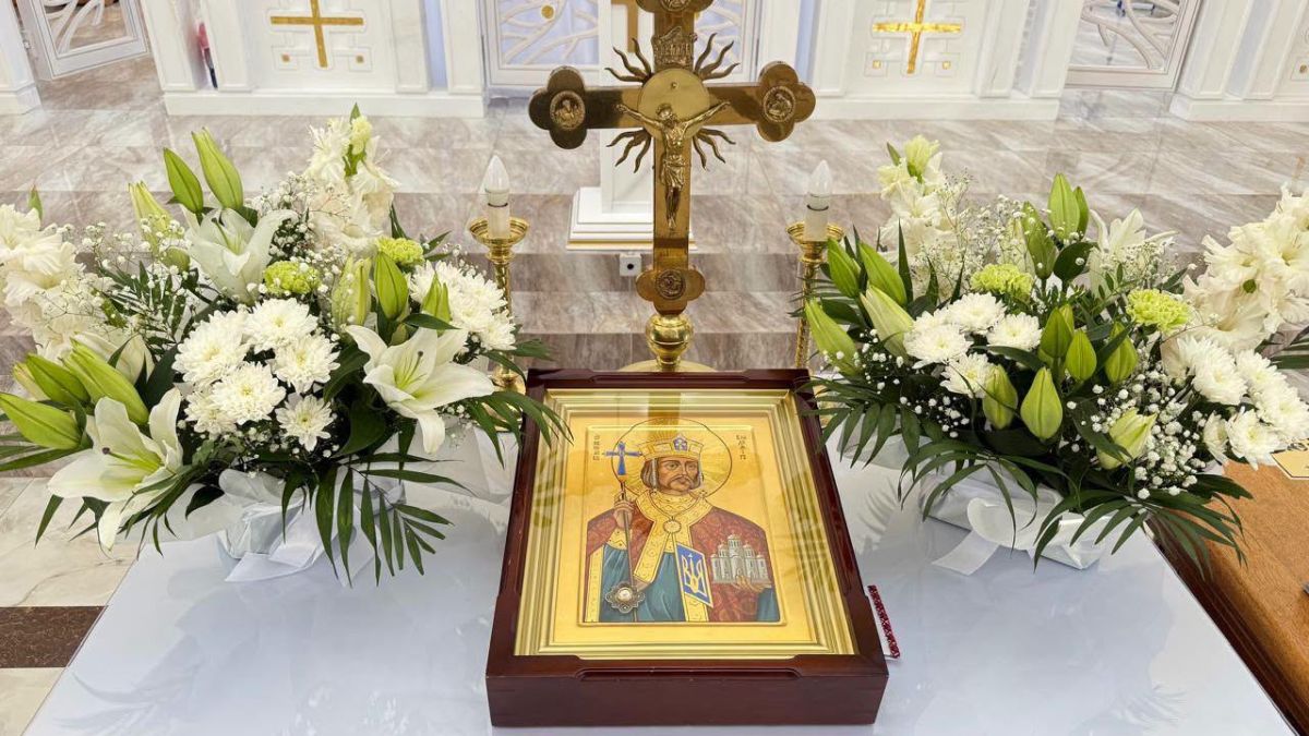 У Голинь передали мощі Володимира Великого