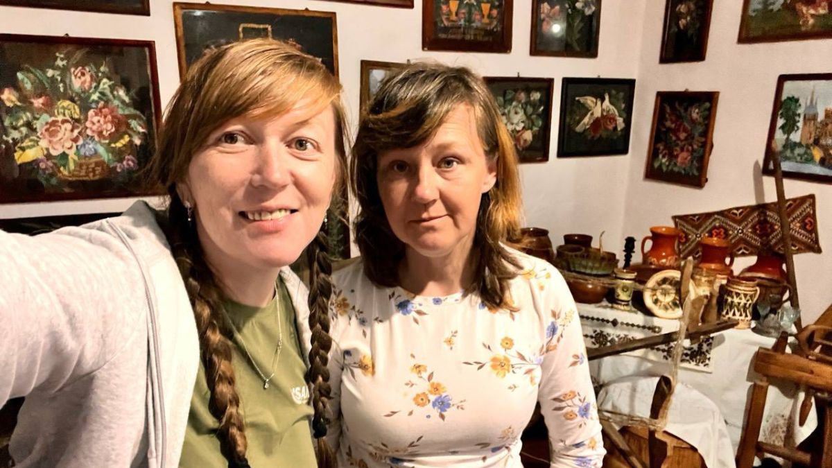 У музею у Ріпному розфарбували стіни
