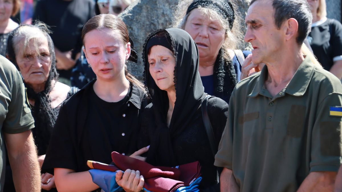 Похорон у Рожнятові захисника Богдана Ниркова