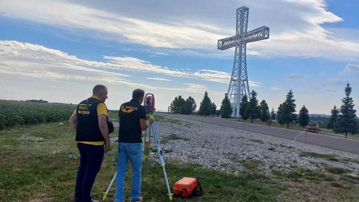 Хрест у Старуні визнано найвищим в Україні