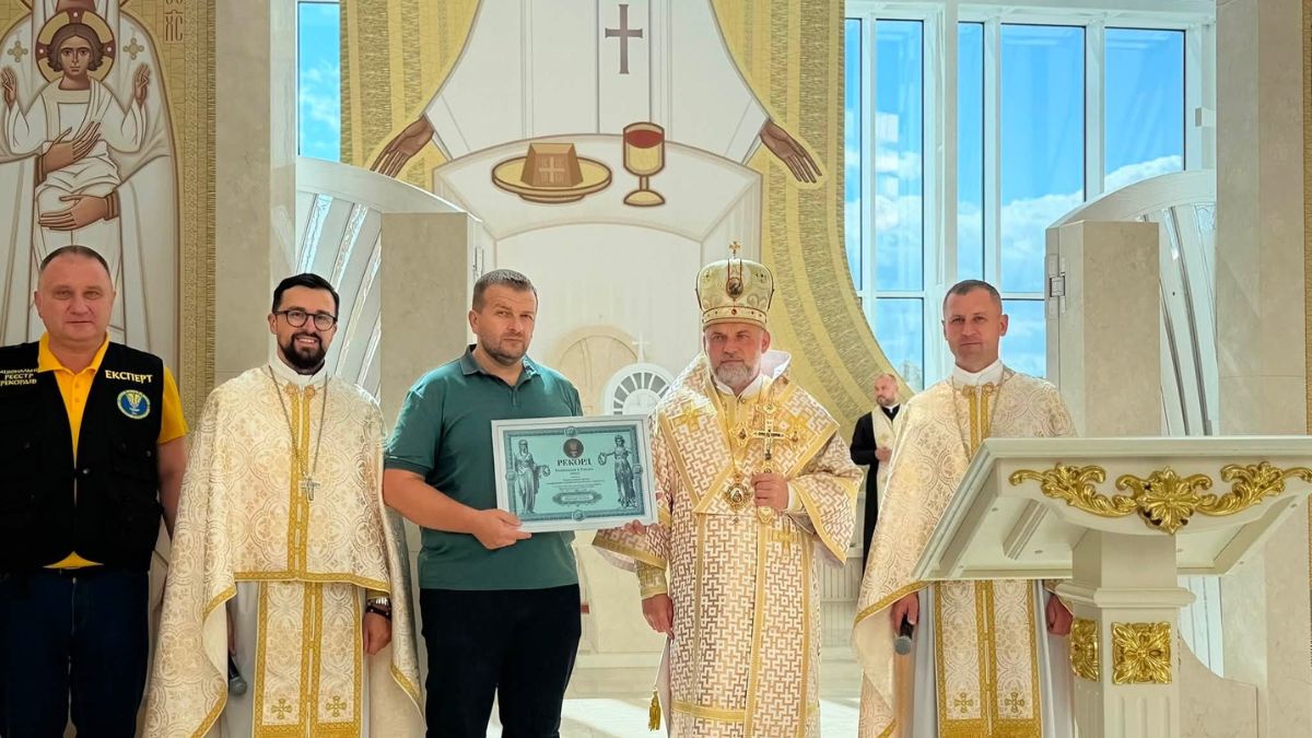 Хрест у Старуні визнано найвищим в Україні