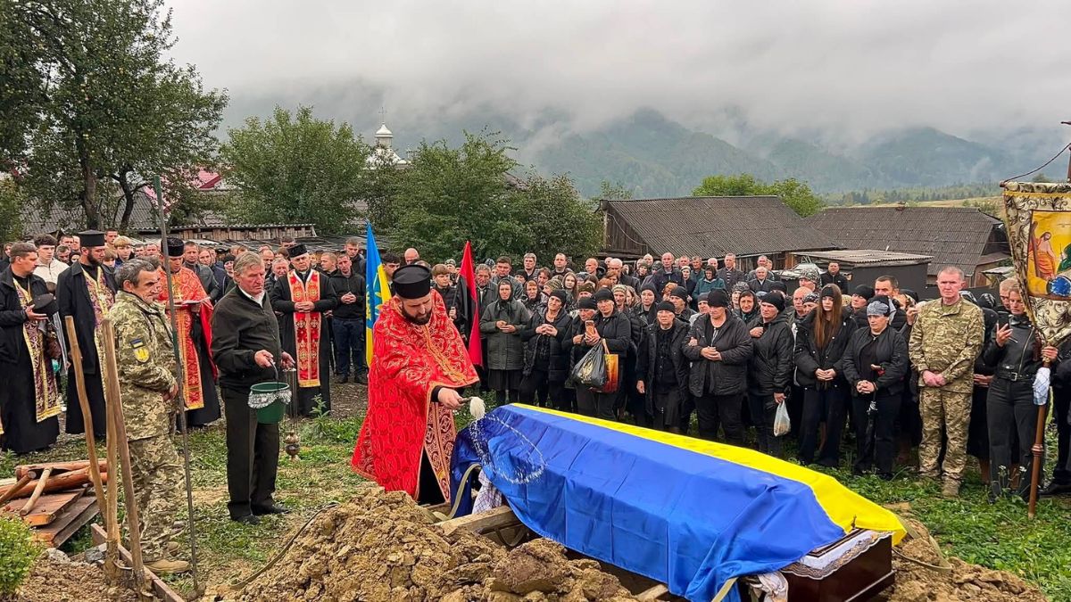 У Спаській громаді похоронили Михайла Стасюка