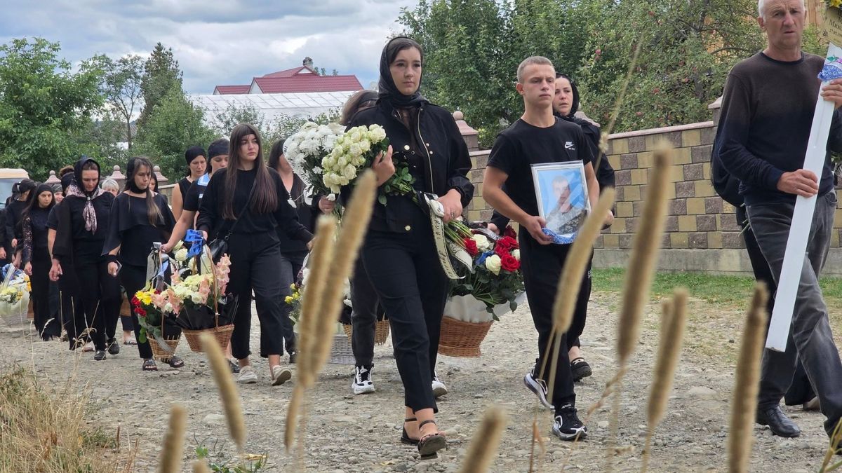У Перегінську поховали захисника
