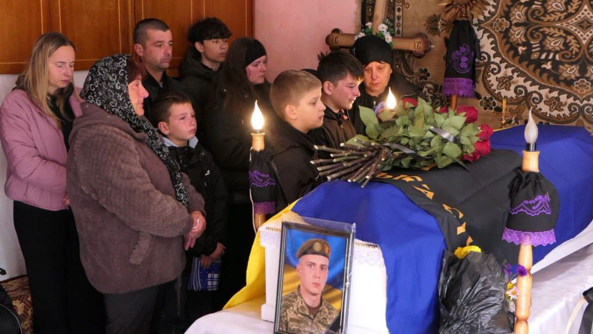 На Калущині поховали Героя Миколу Ковальова
