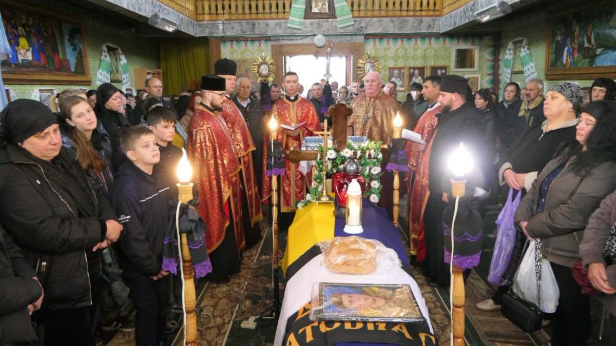 На Калущині поховали Героя Миколу Ковальова