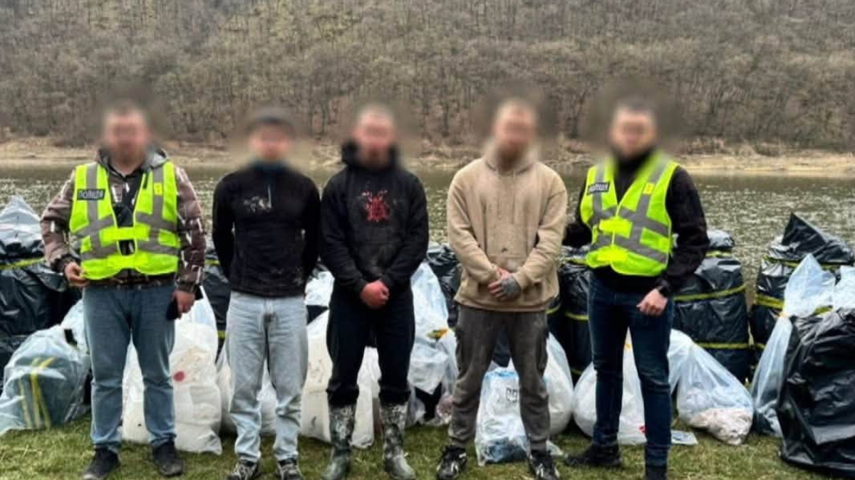 На Прикарпатті судитимуть чотирьох учасників наркоугрупування: вилучили 164 кг наркотиків