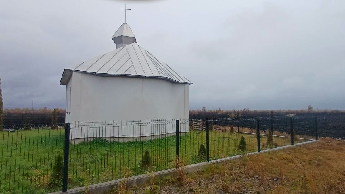 У селі на Калущині згоріли городи й майно, а капличка вціліла
